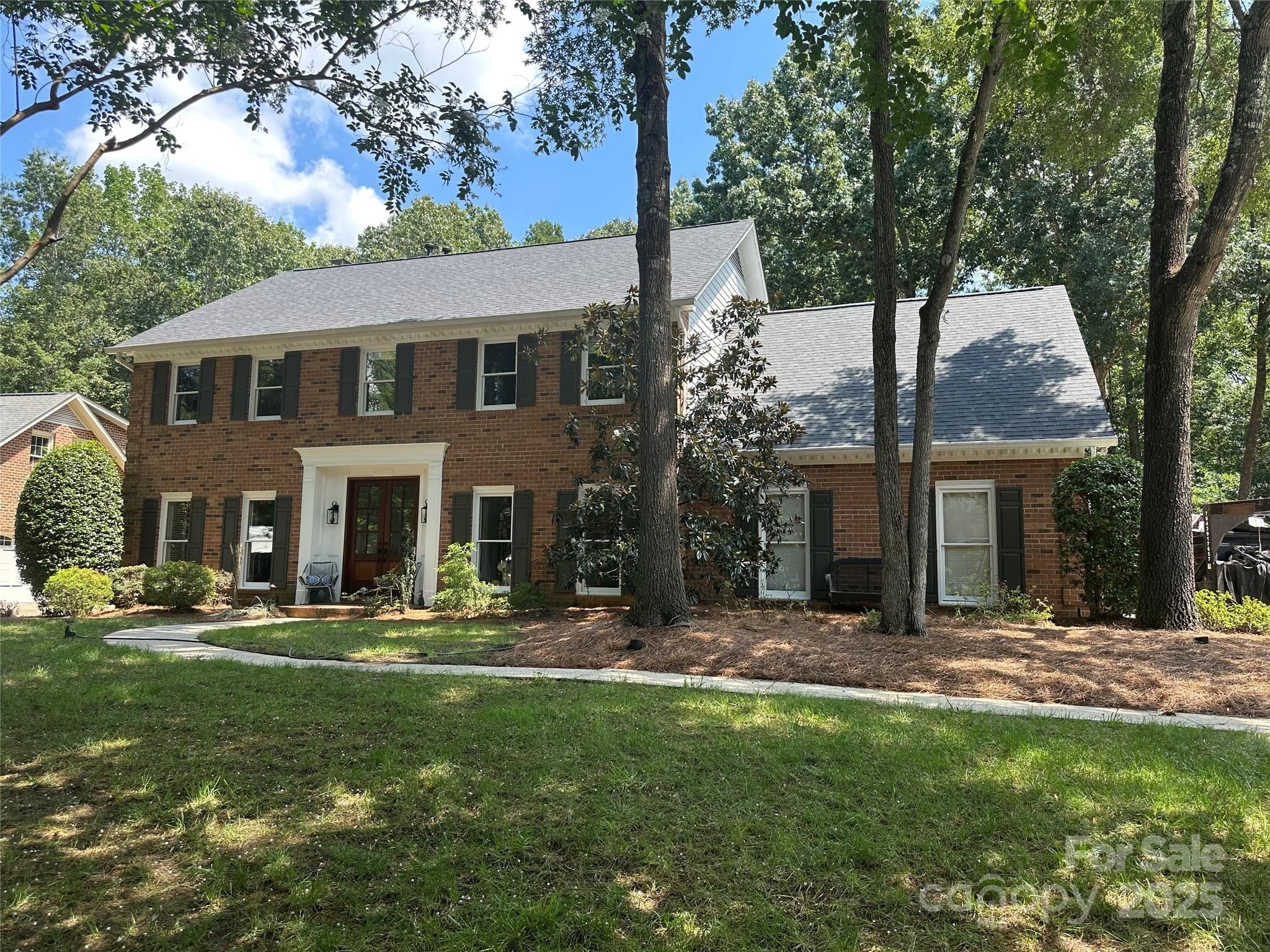 914 Mangionne Drive