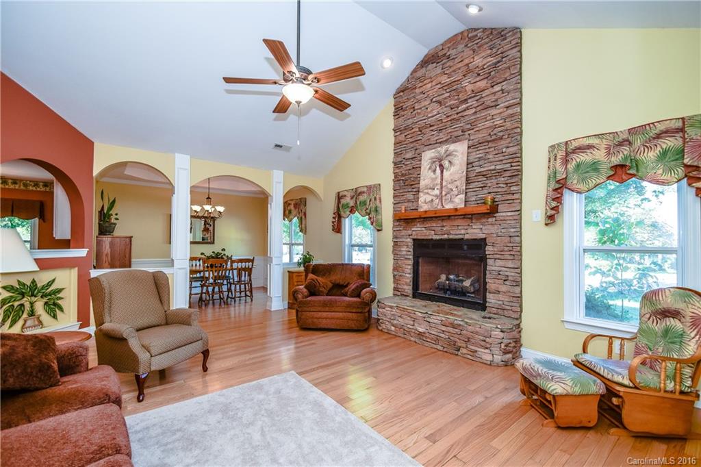 Salem Springs - Residential