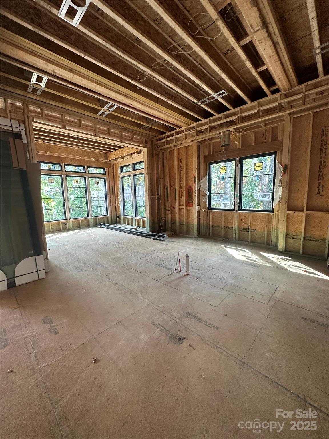 1209 Meadowood Lane