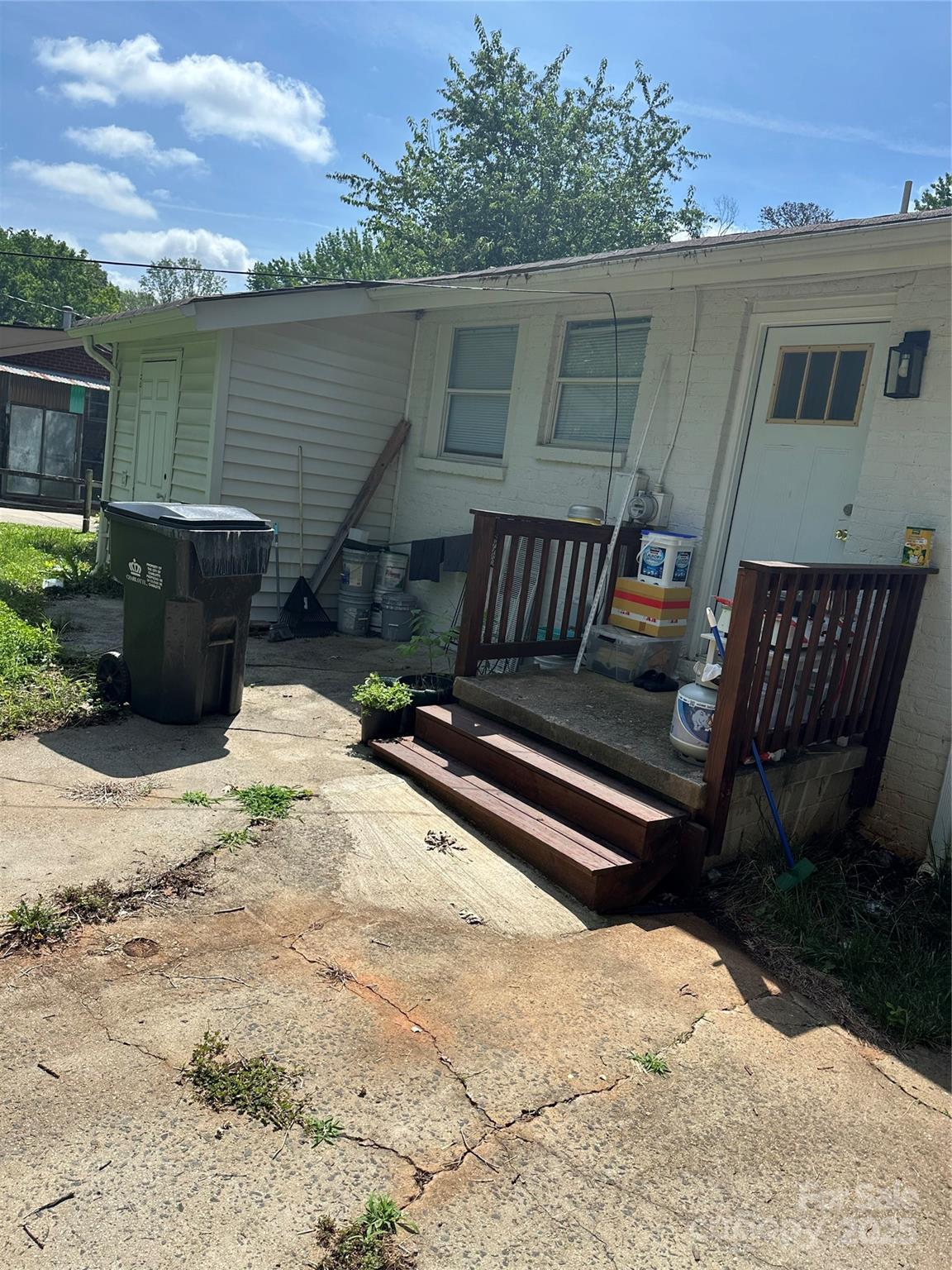 5200 Queen Anne Road