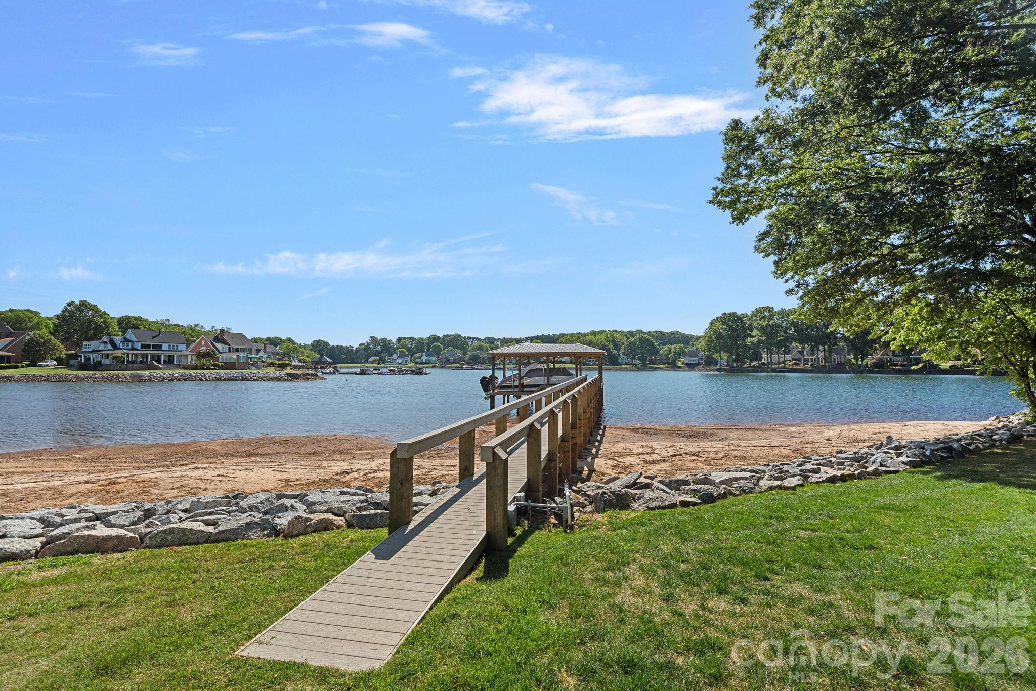 Lake Norman Island - Residential