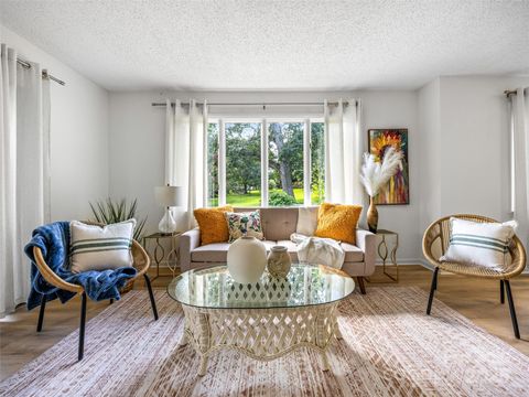 211 Crowfields Drive Asheville NC 28803