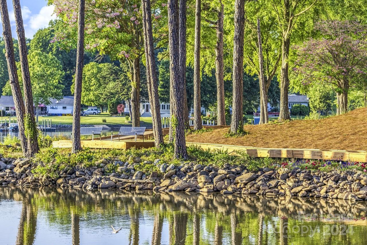 Mooresville, North Carolina 28117, United States, 3 Bedrooms Bedrooms, ,3 BathroomsBathrooms,Residential,Active,38574