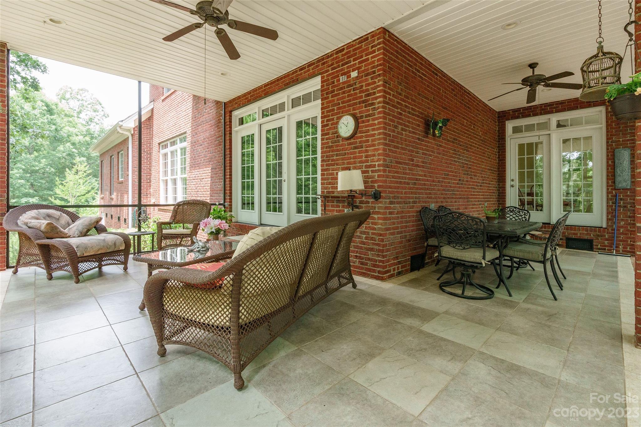 Laurel Creek - Residential