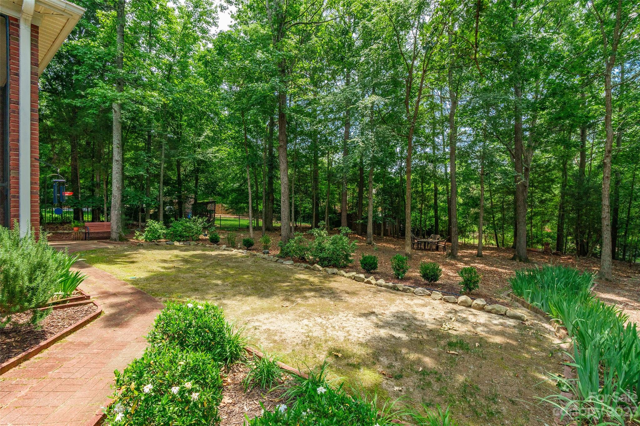 Laurel Creek - Residential