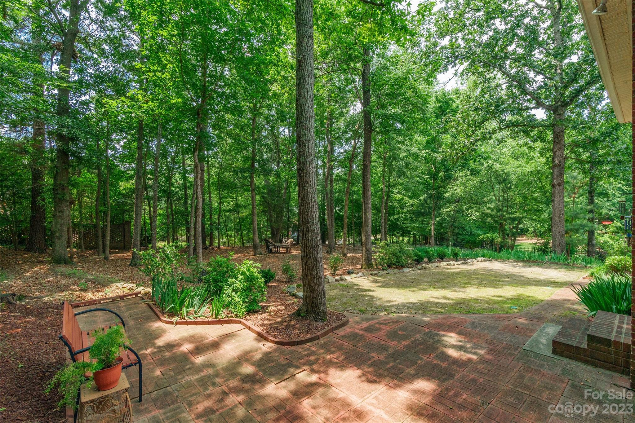 Laurel Creek - Residential