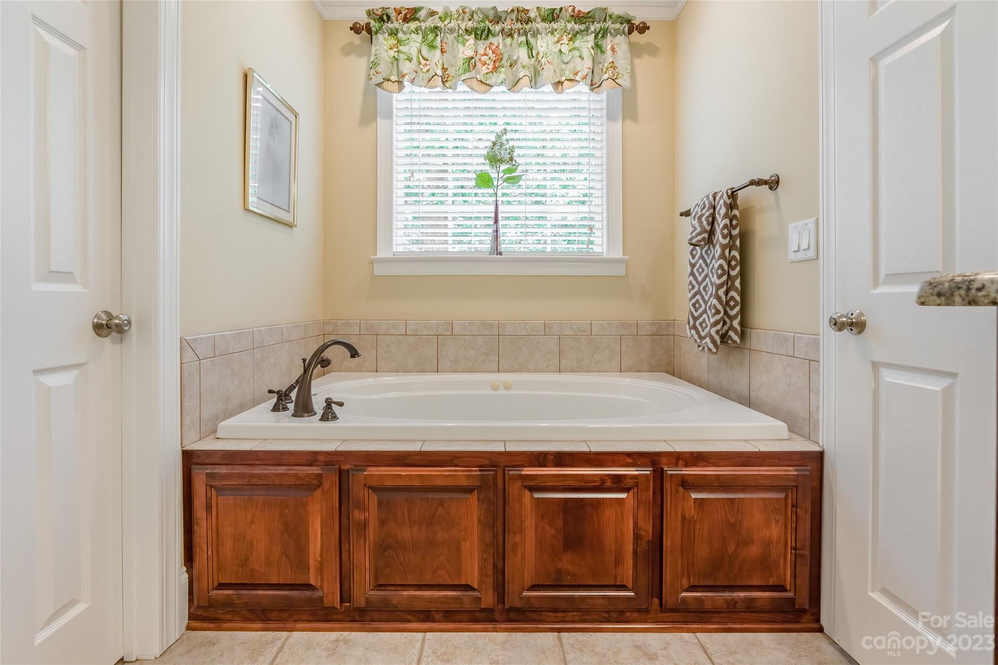 Laurel Creek - Residential