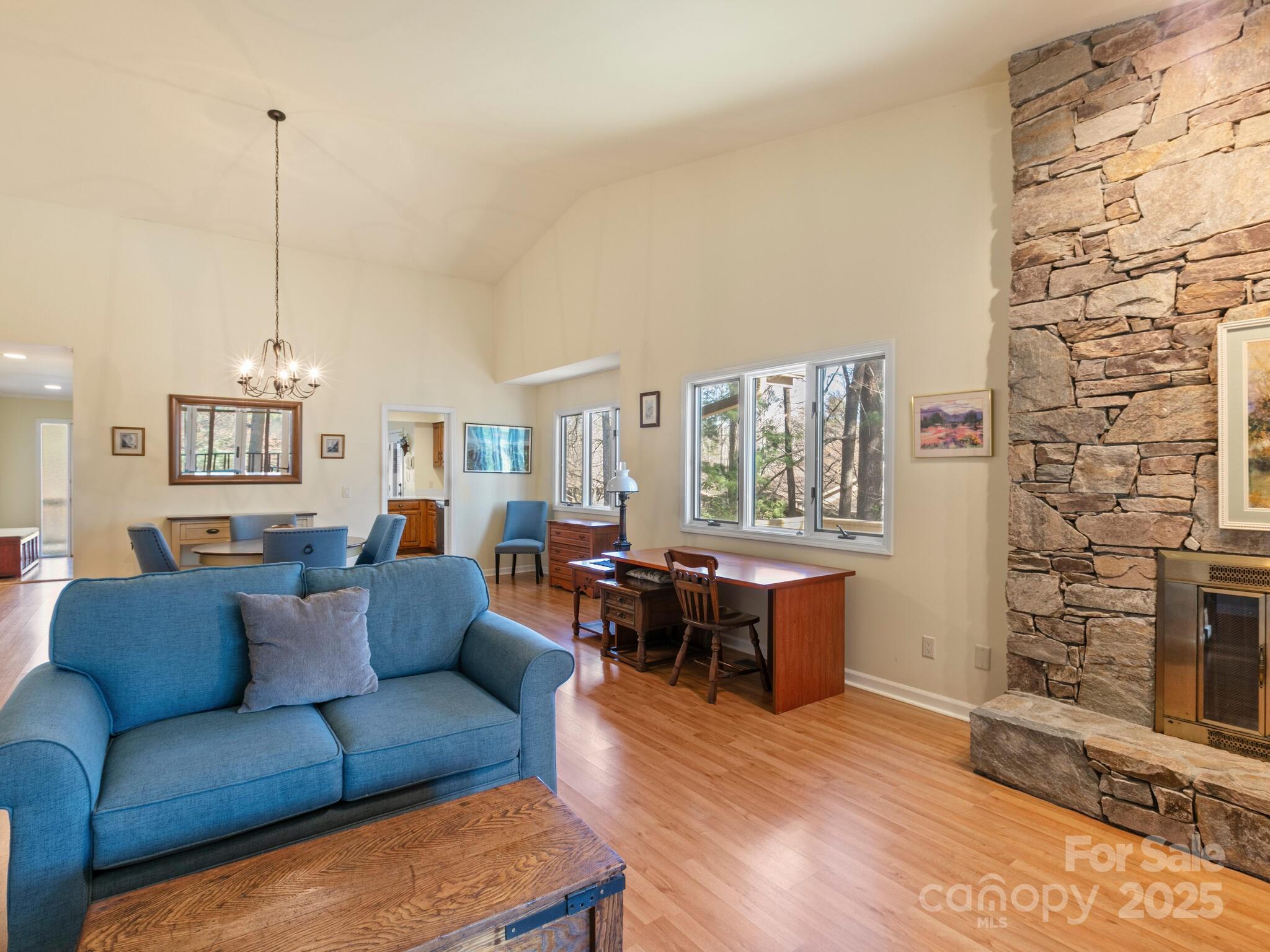 202 Water Oak Lane 202