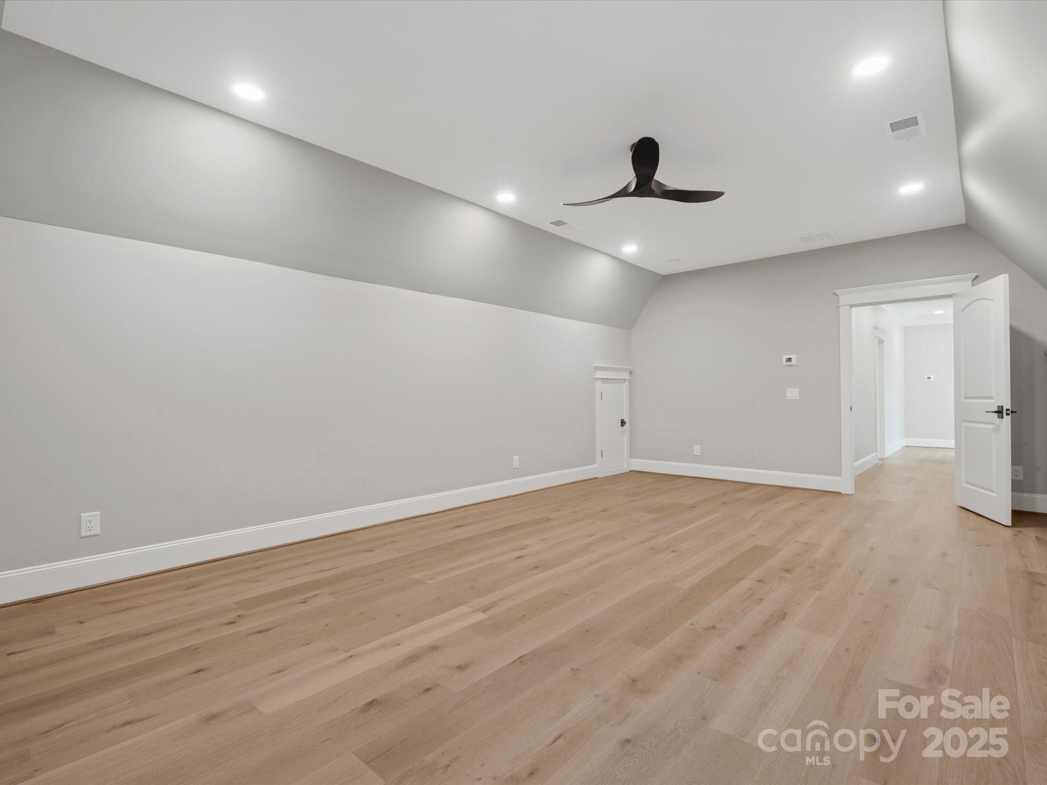 Pinnacle Ridge - Residential