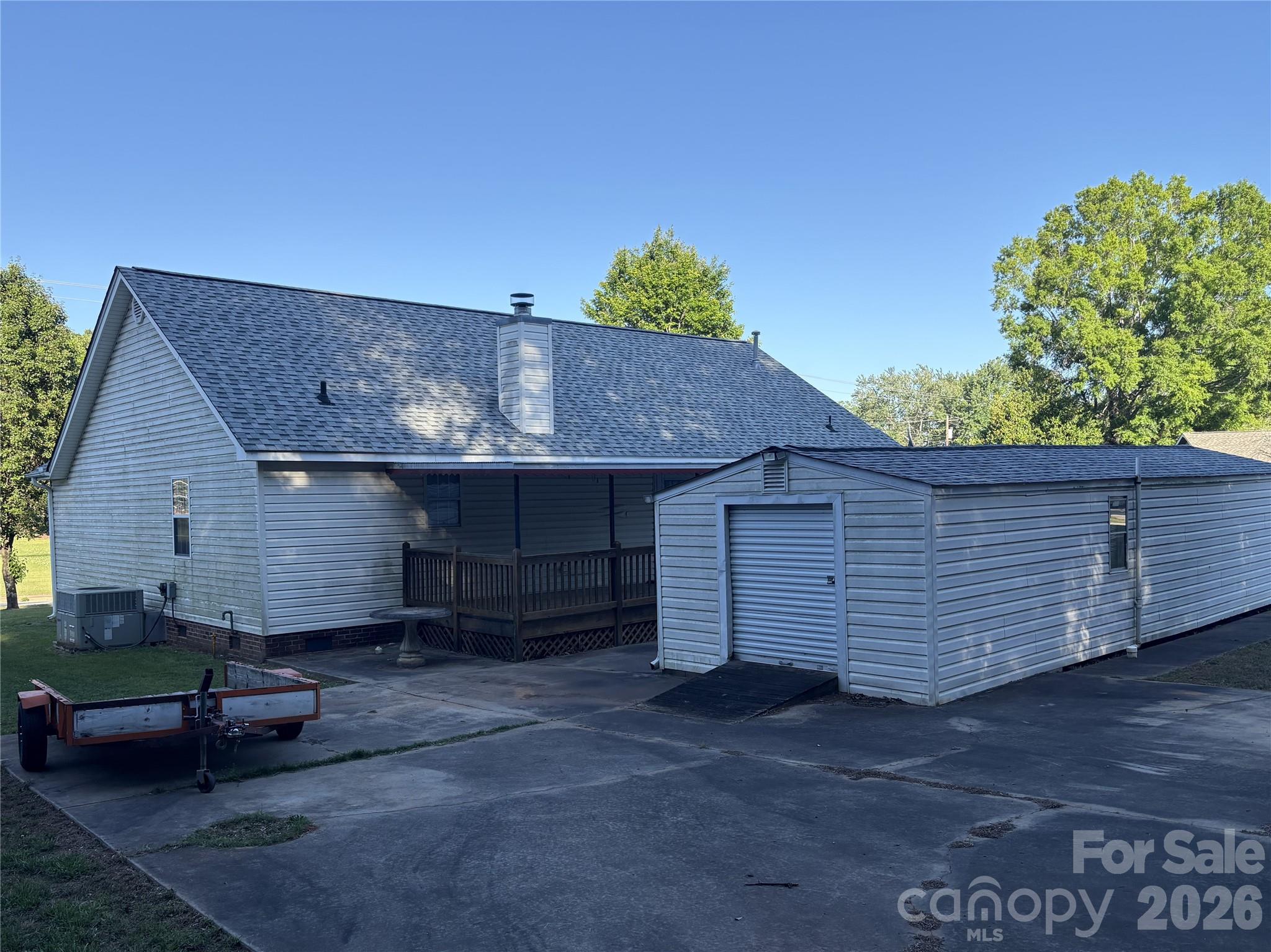411 Patio Road
