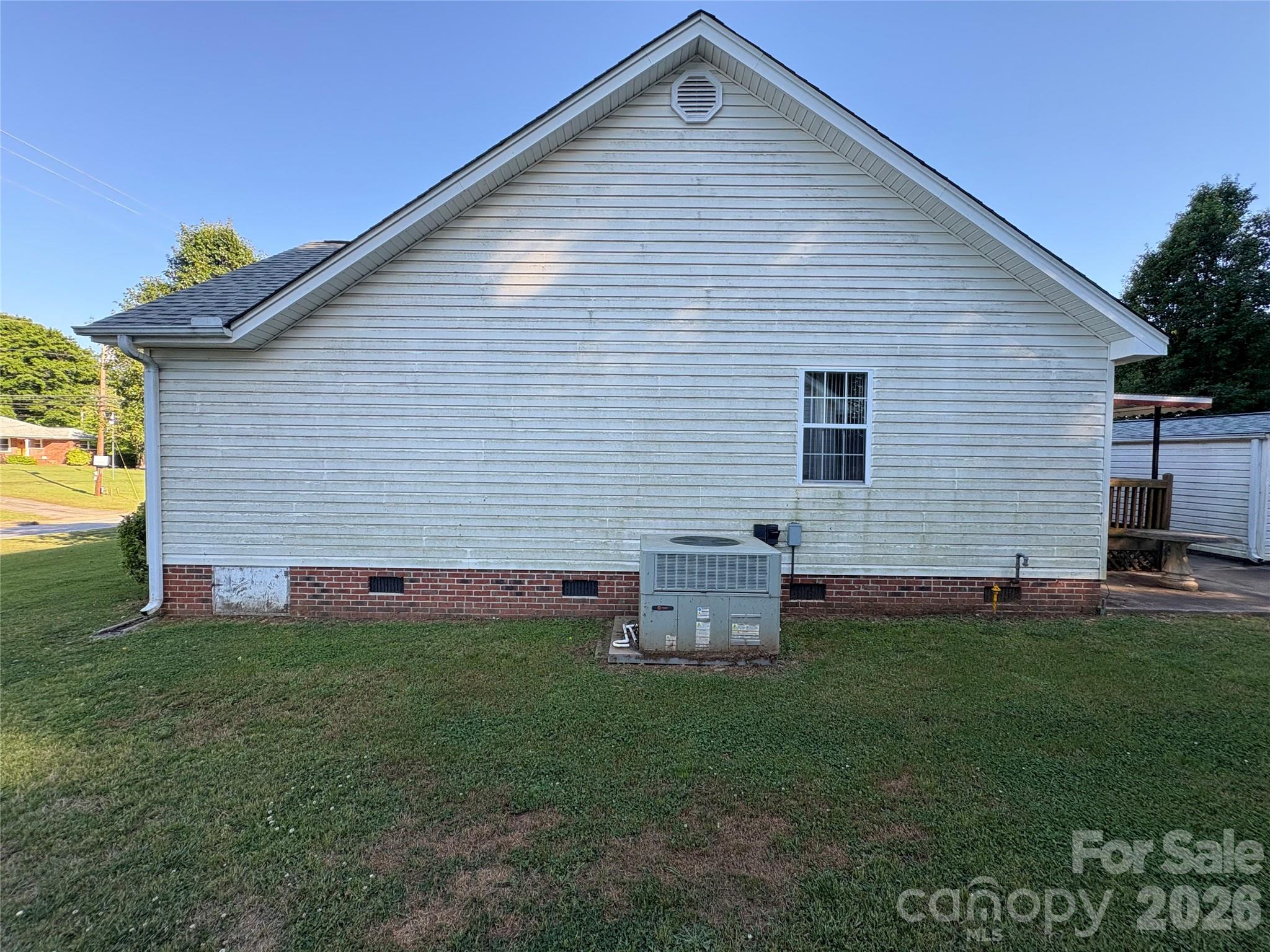 411 Patio Road