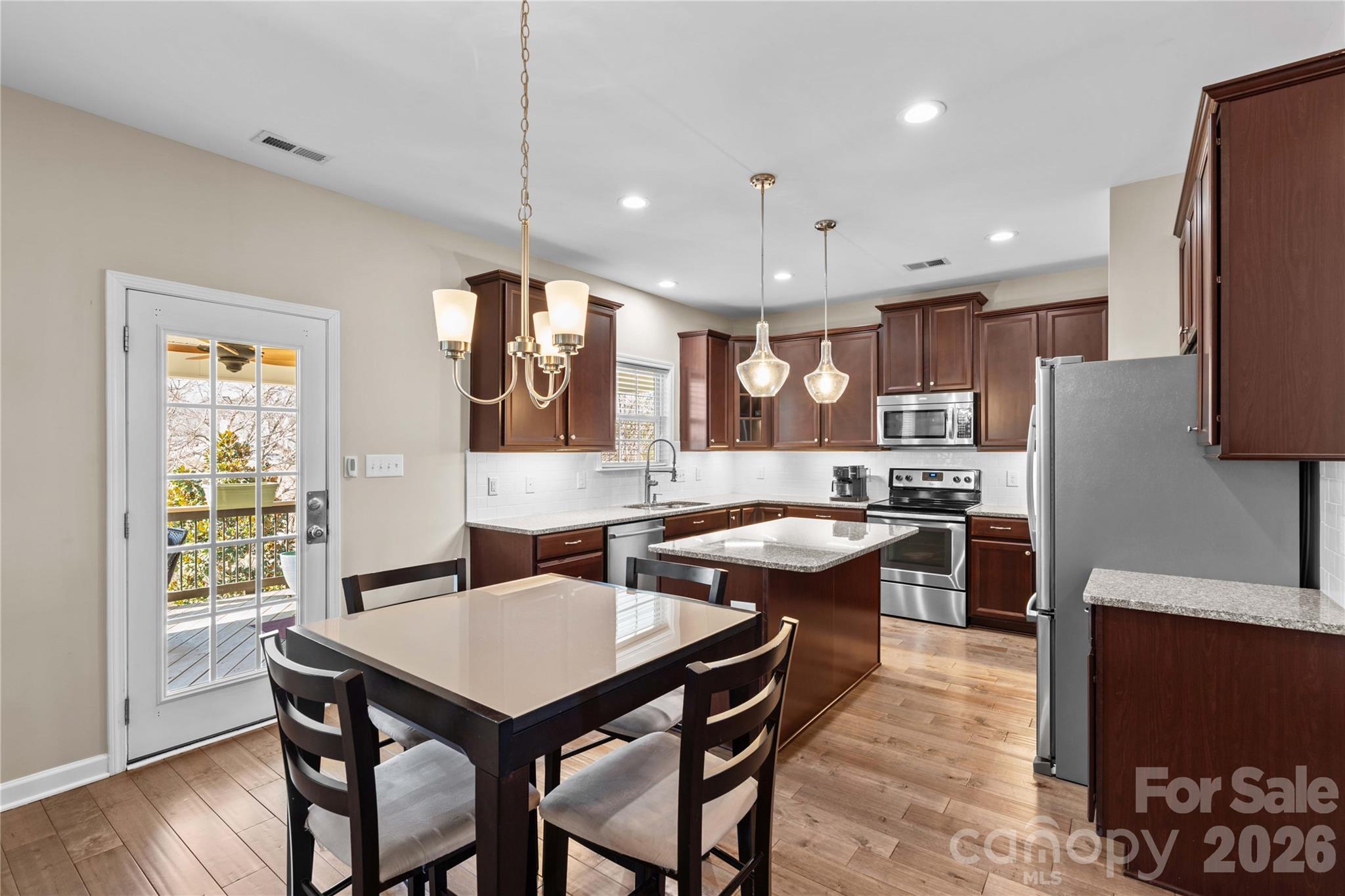 Summers Walk - Residential