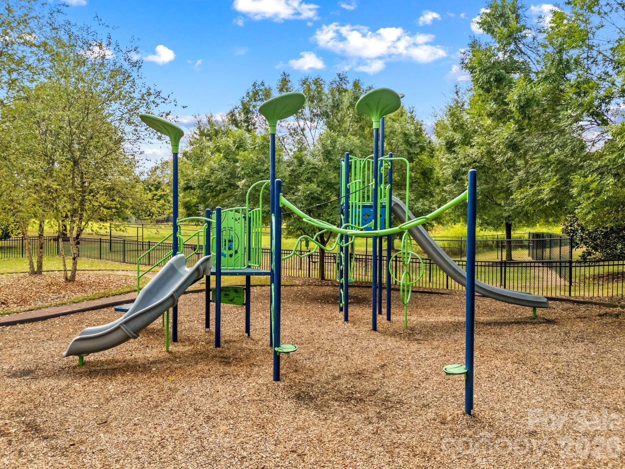 Summers Walk - Residential