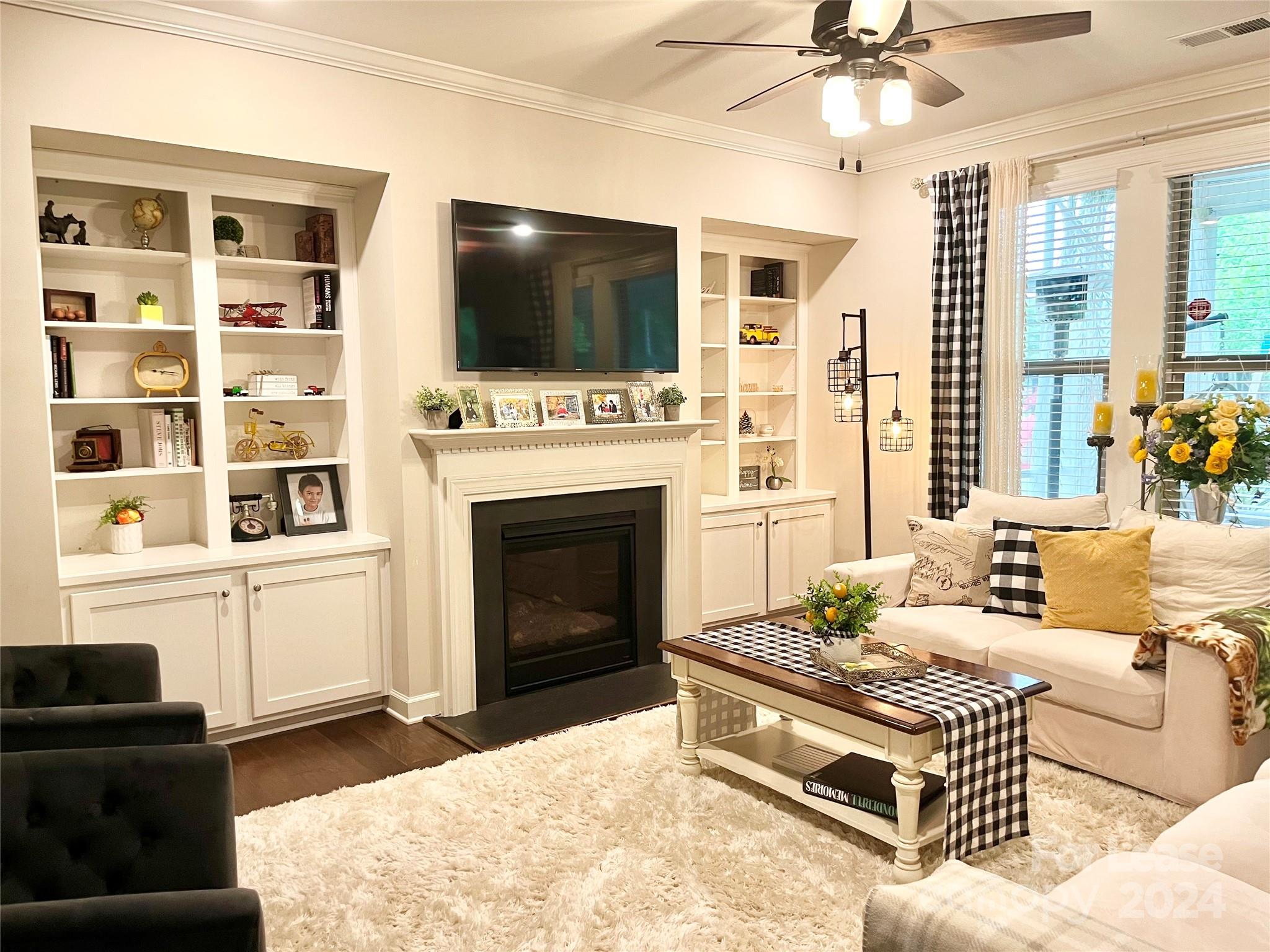 Lake Ridge - Residential Lease