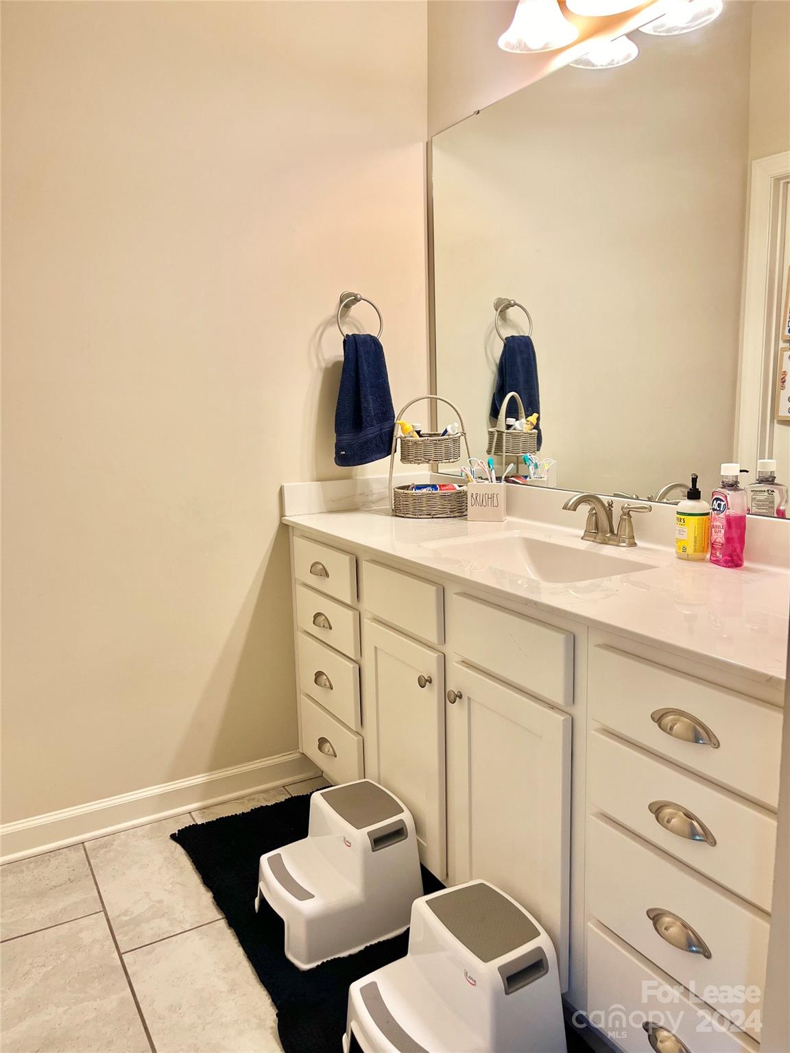 Lake Ridge - Residential Lease