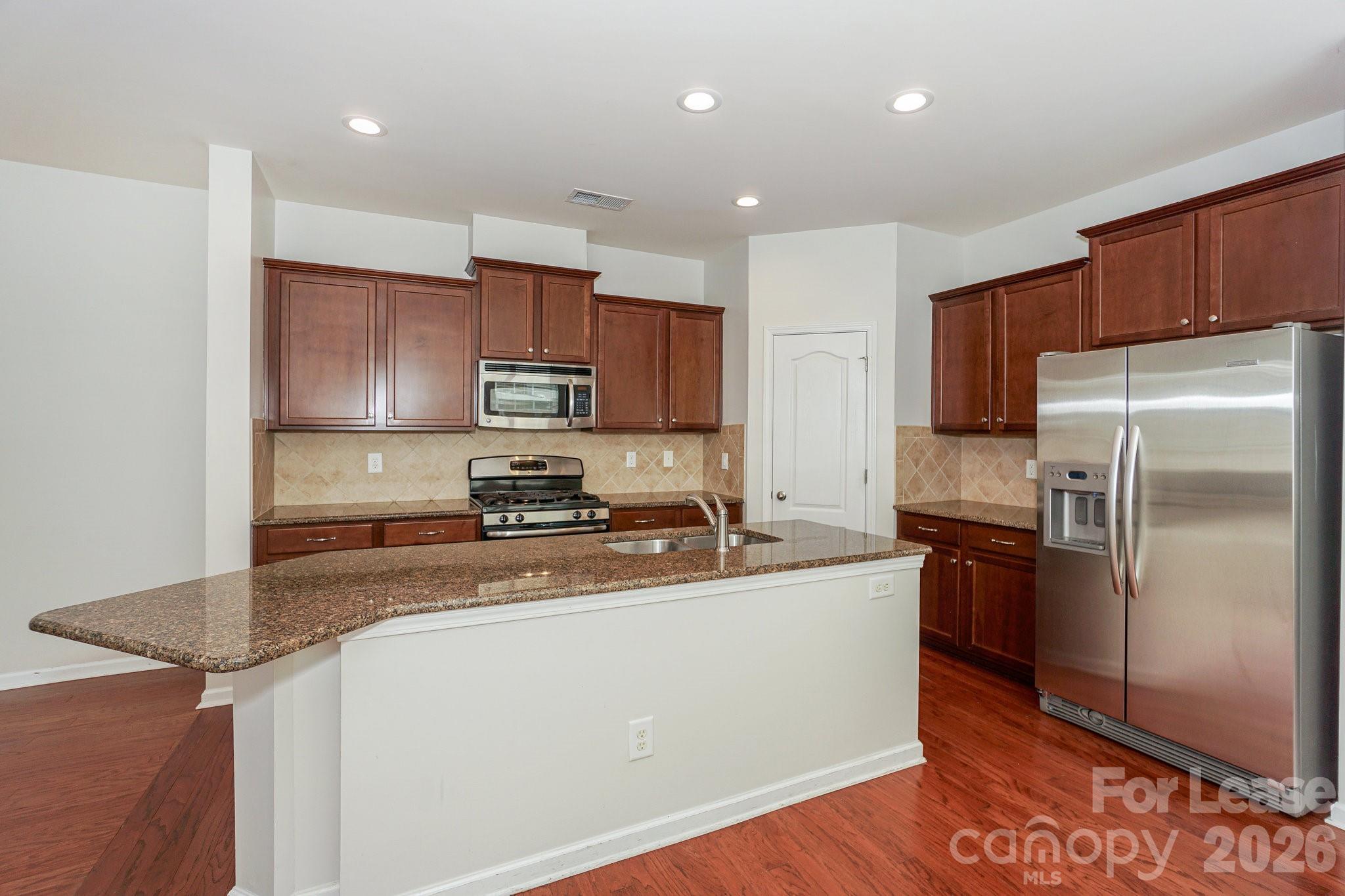 Harborside Townhomes - Residential Lease