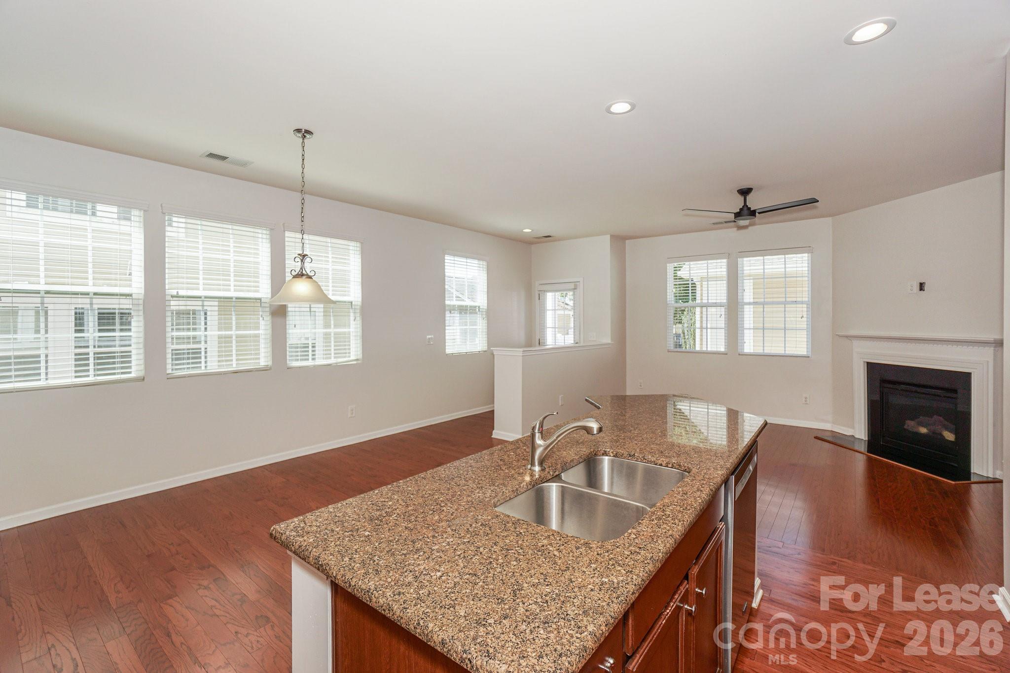 Harborside Townhomes - Residential Lease