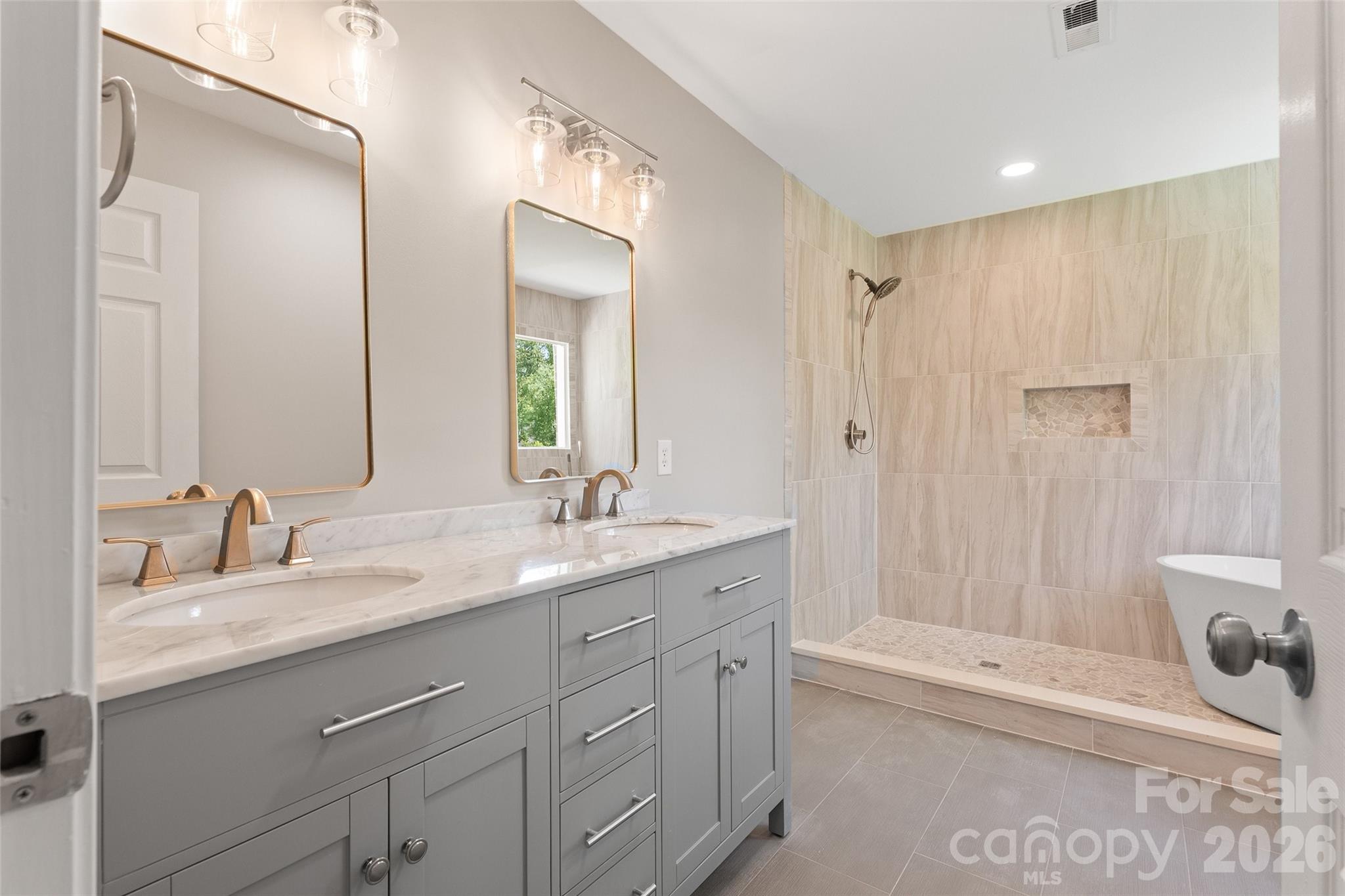 Carriage Downs - Residential