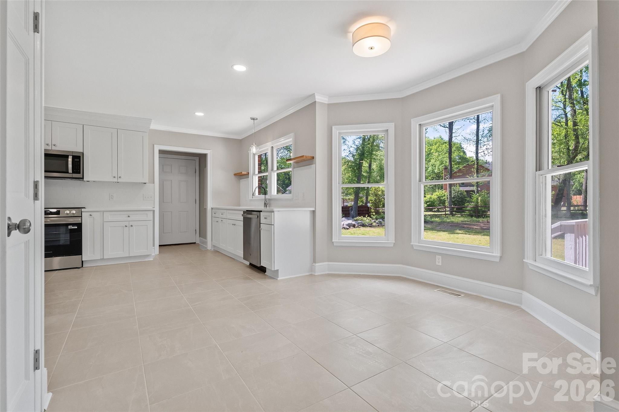 1507 Chadmore Lane NW