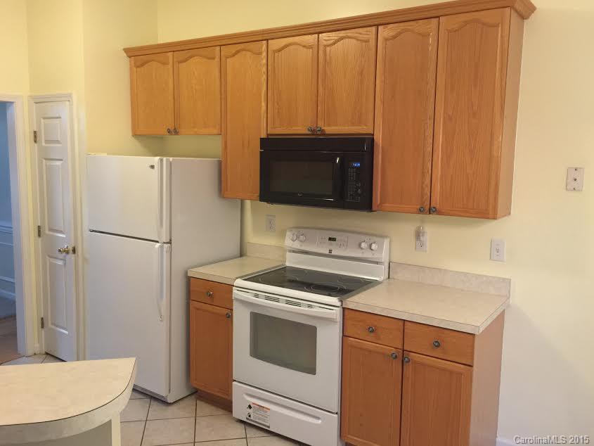 Brandon Oaks - Residential Lease