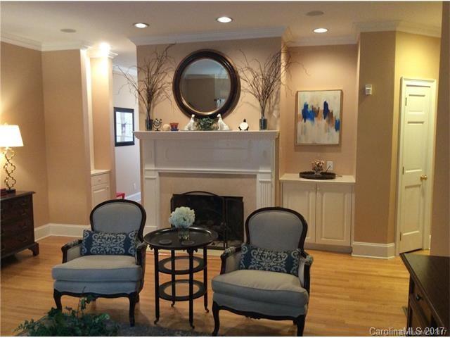 Sharon Commons - Residential Lease