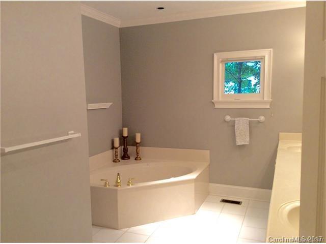 Sharon Commons - Residential Lease