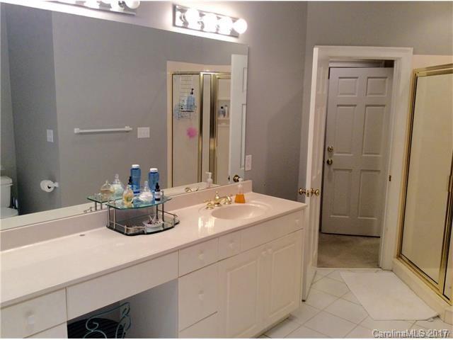 Sharon Commons - Residential Lease