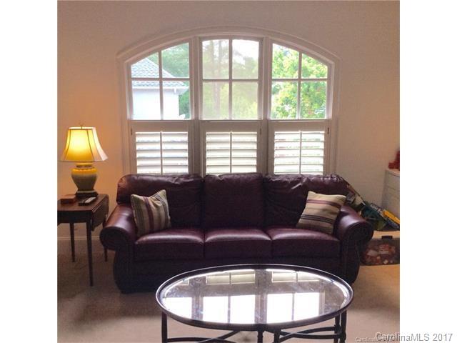 Sharon Commons - Residential Lease