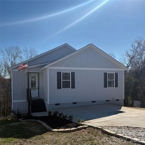 102 Snyder Court NE Concord NC 28025