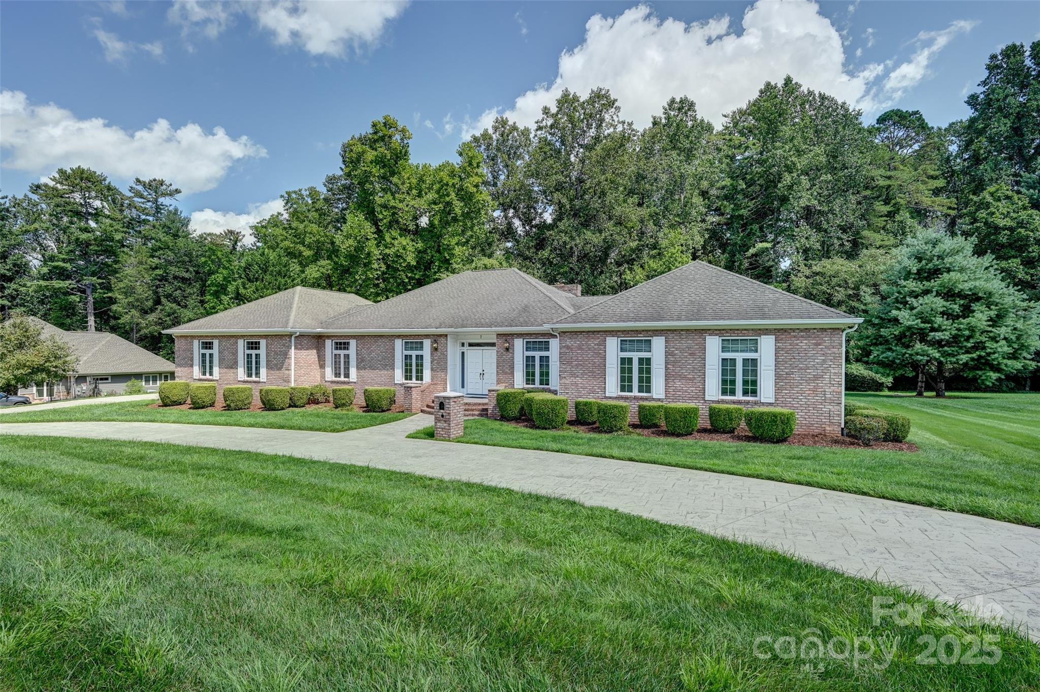 7 Ashley Place