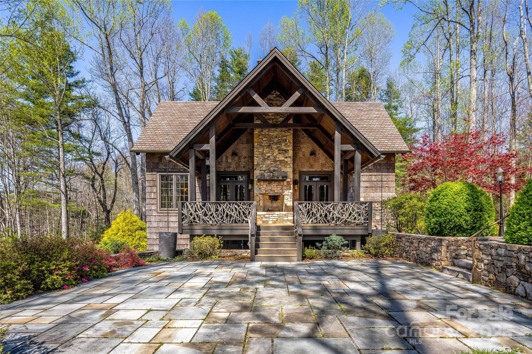 5019 Willow Road