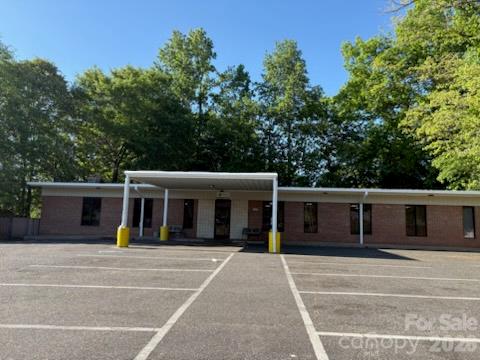 1020 E Marion Street E 15