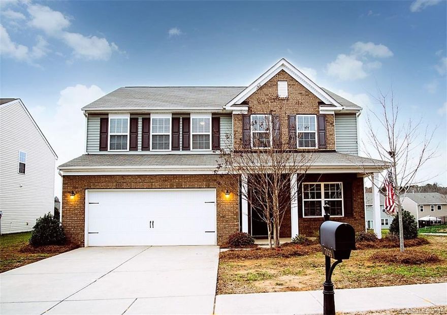 NEW PRICE $267,000!! Welcome Home! This Open Concept home is a jewel in the heart of Berewick! Rare .26 acre fenced corner lot! Oversized Master Suite! Hardwoods, Granite, Stainless, Huge Closets and so much Charm! Location, Location, Location! This home is right off of I-485, w/in a few mins of the Charlotte-Douglass International Airport & Charlotte Premium Outlets! The Berewick Clubhouse, Playground and Pool is just steps away!  Incredible Opportunity to live in Berewick!! Motivated Sellers!!