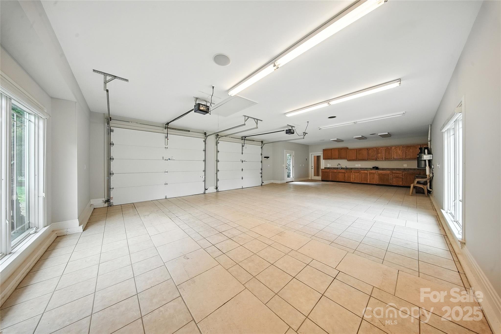 Yacht Harbor - Residential