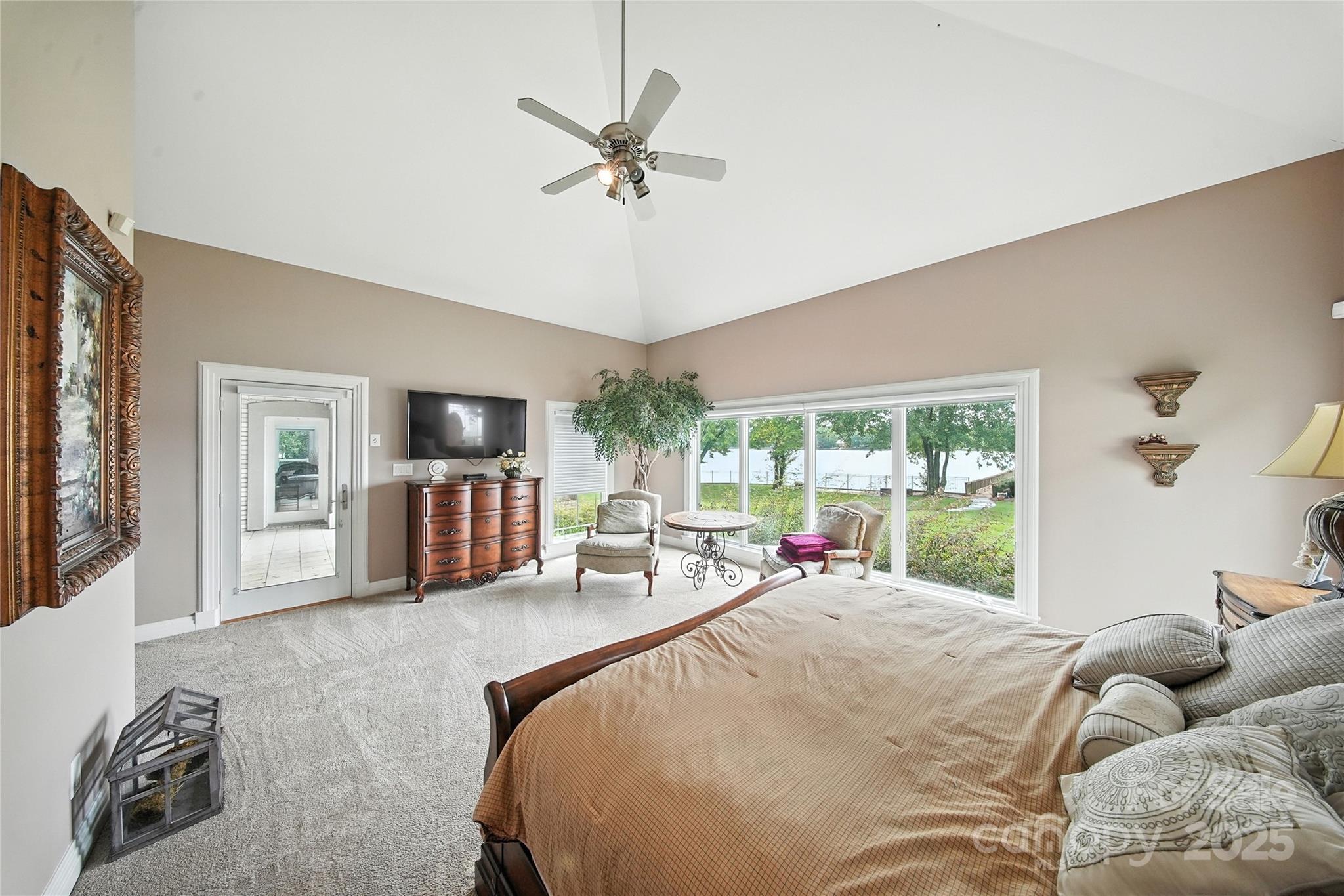 Yacht Harbor - Residential