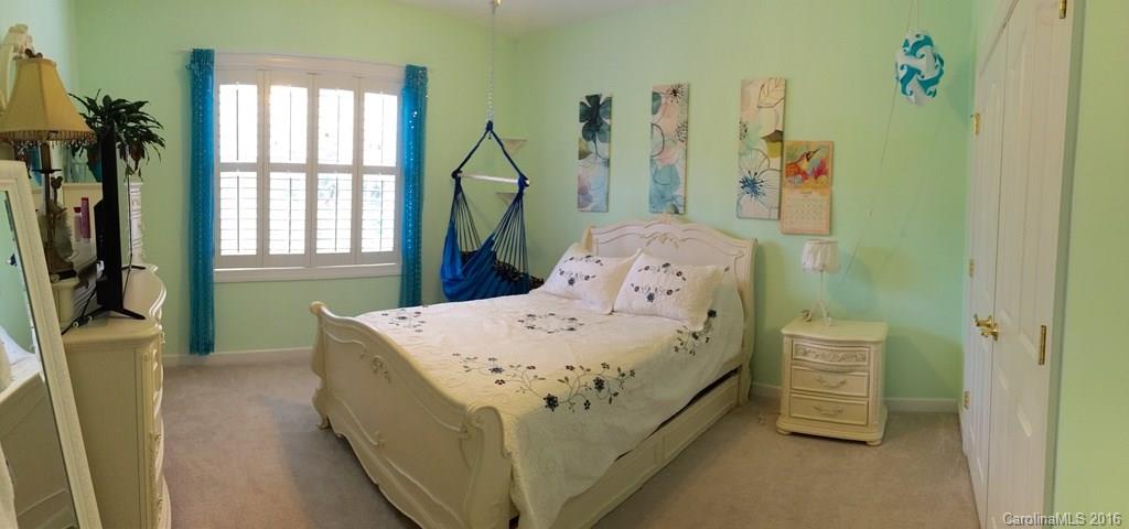 Hunter Oaks - Residential