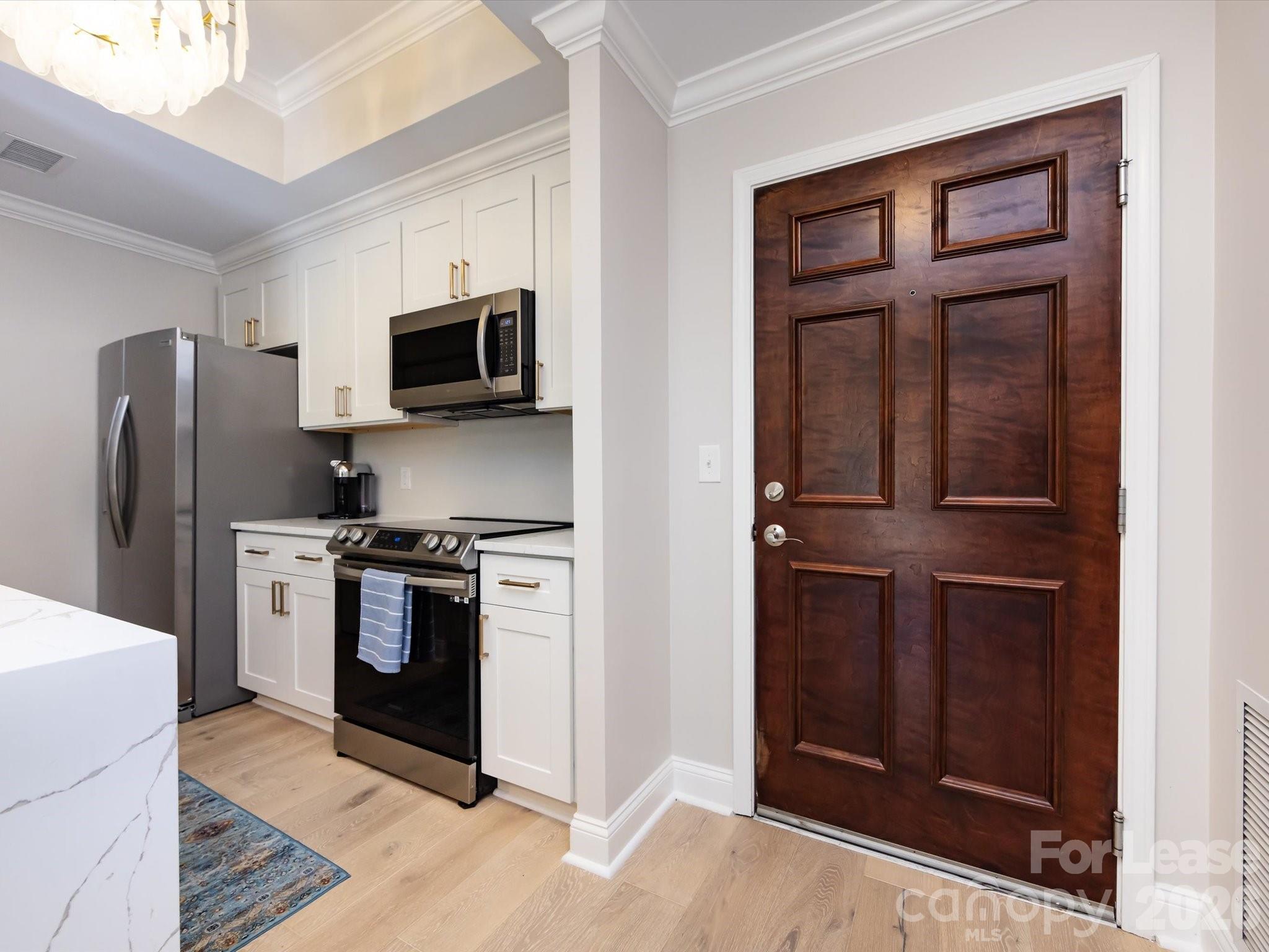 300 W 5th Street 248