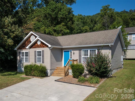151 W NEWBERRY DR, FLETCHER, NC 28732 - Image 3db3a2691ed57ac3e3a35947abb30f2e/1129765608