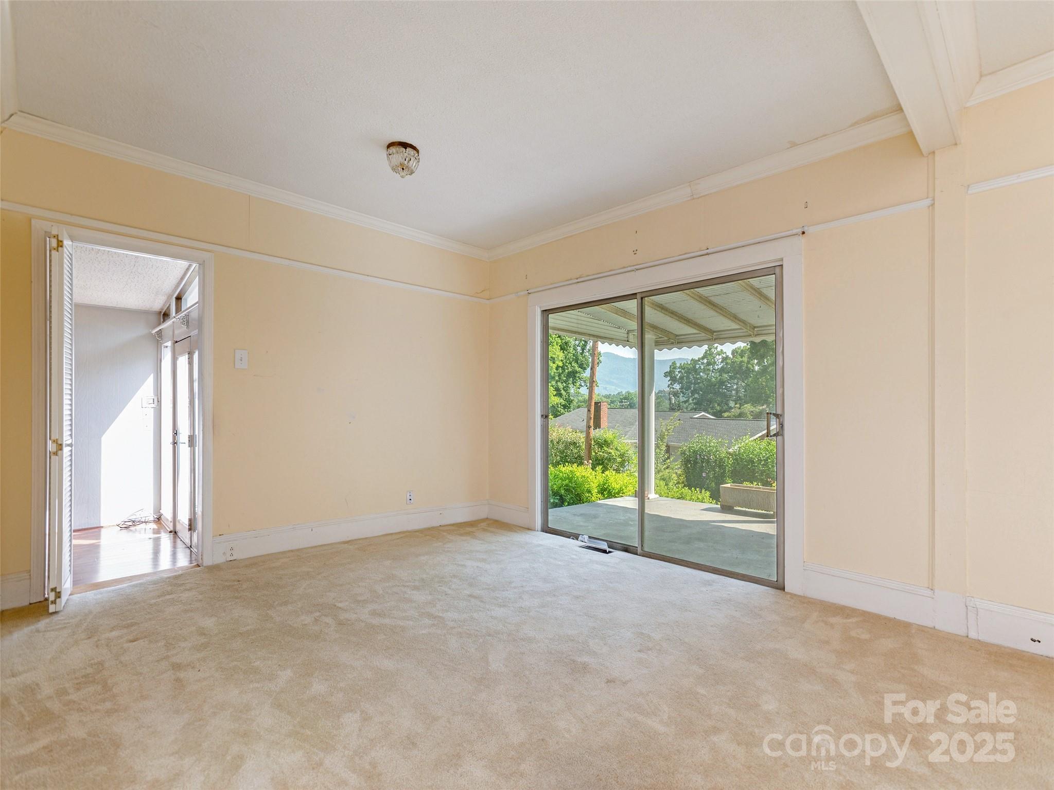 34 Lockhart Road