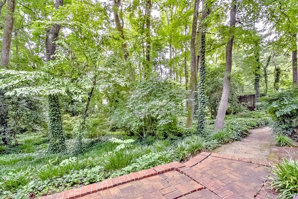 The Cloisters - Residential