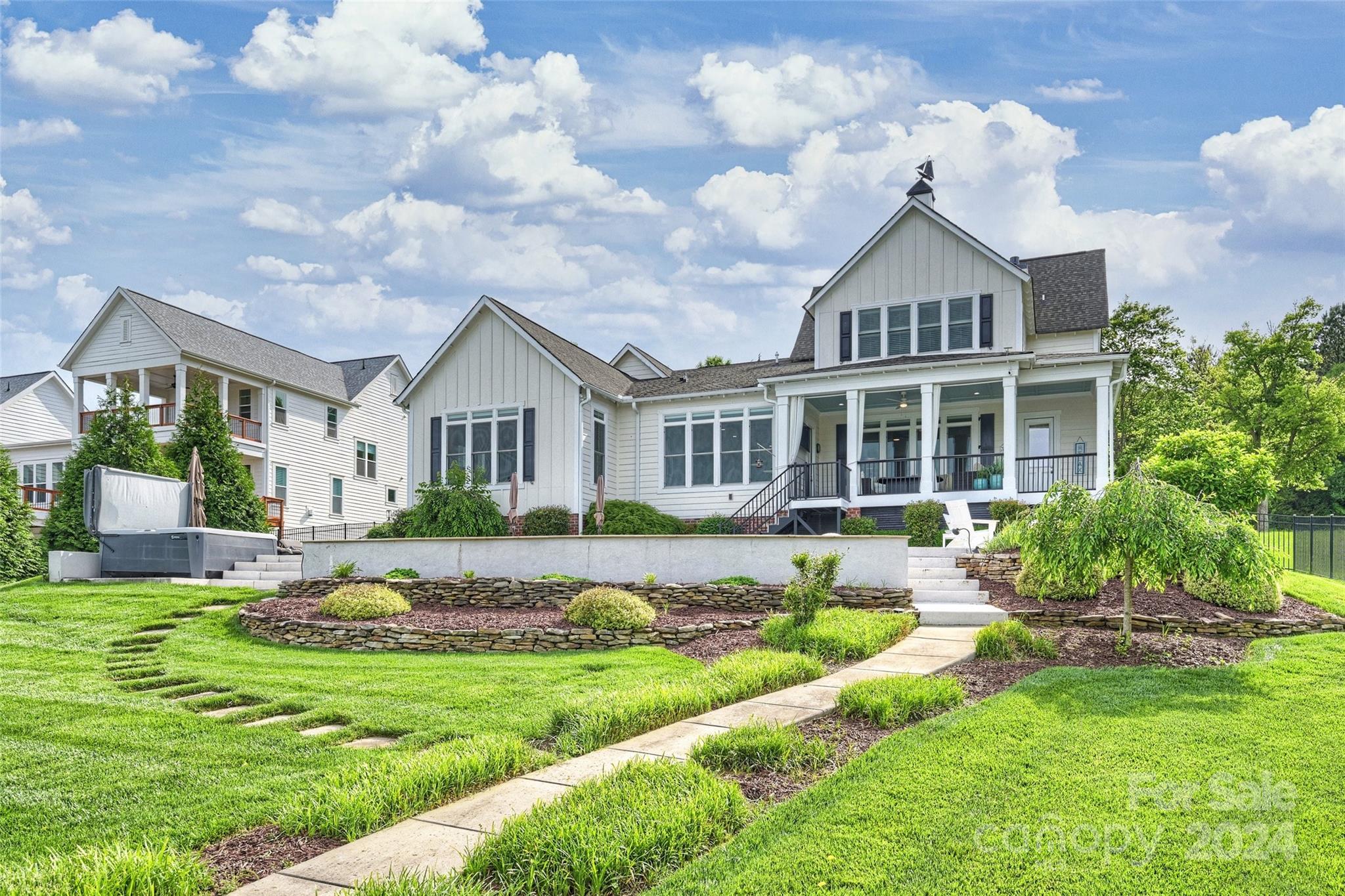 Sisters Cove - Residential