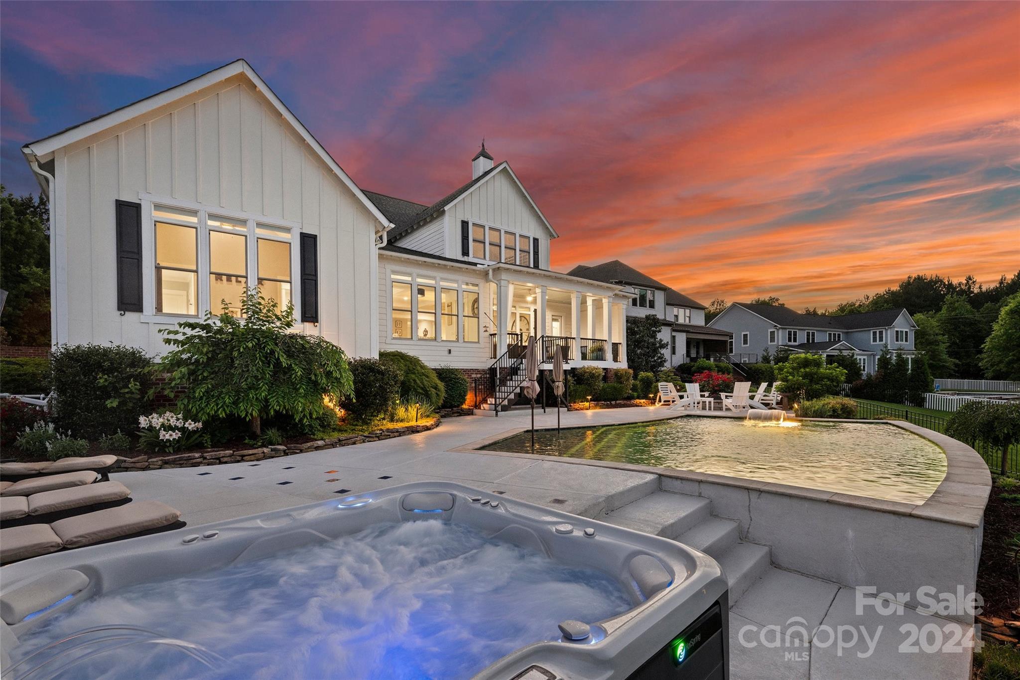 Sisters Cove - Residential