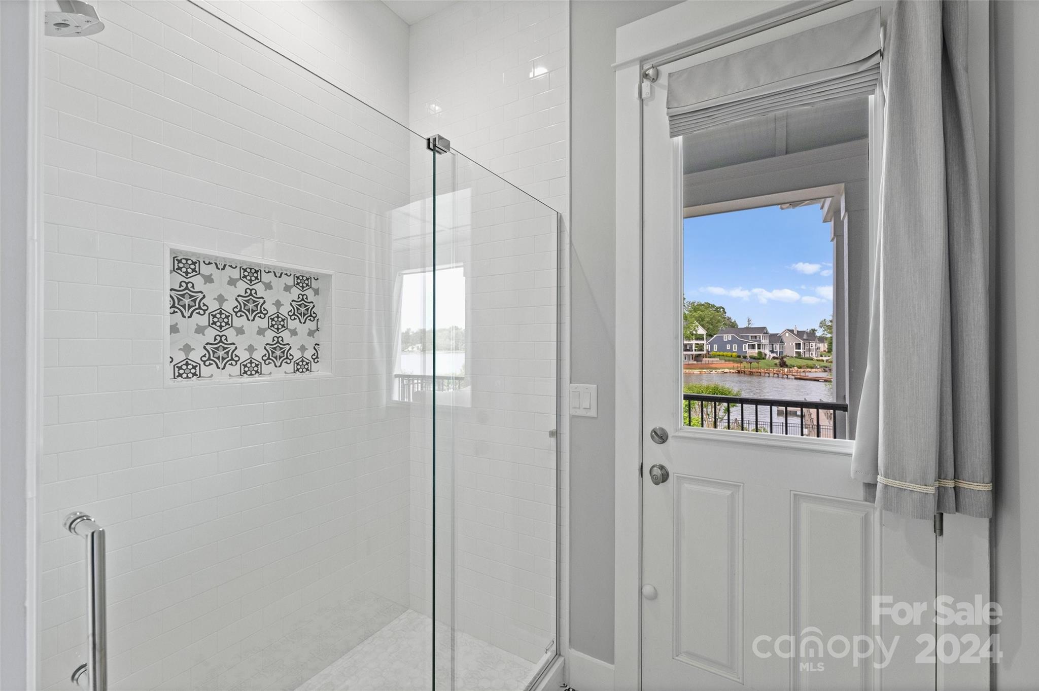 Sisters Cove - Residential