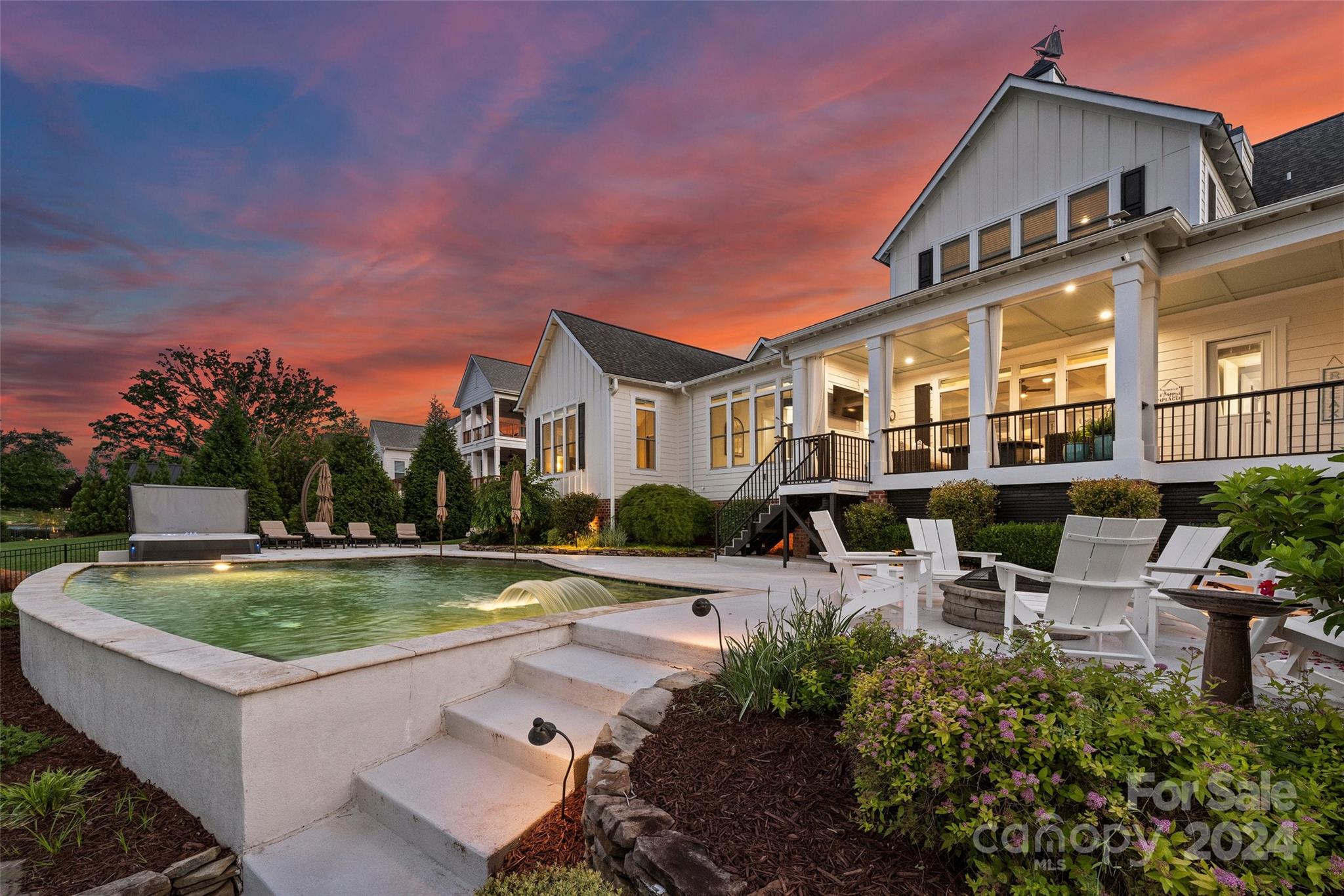 Sisters Cove - Residential