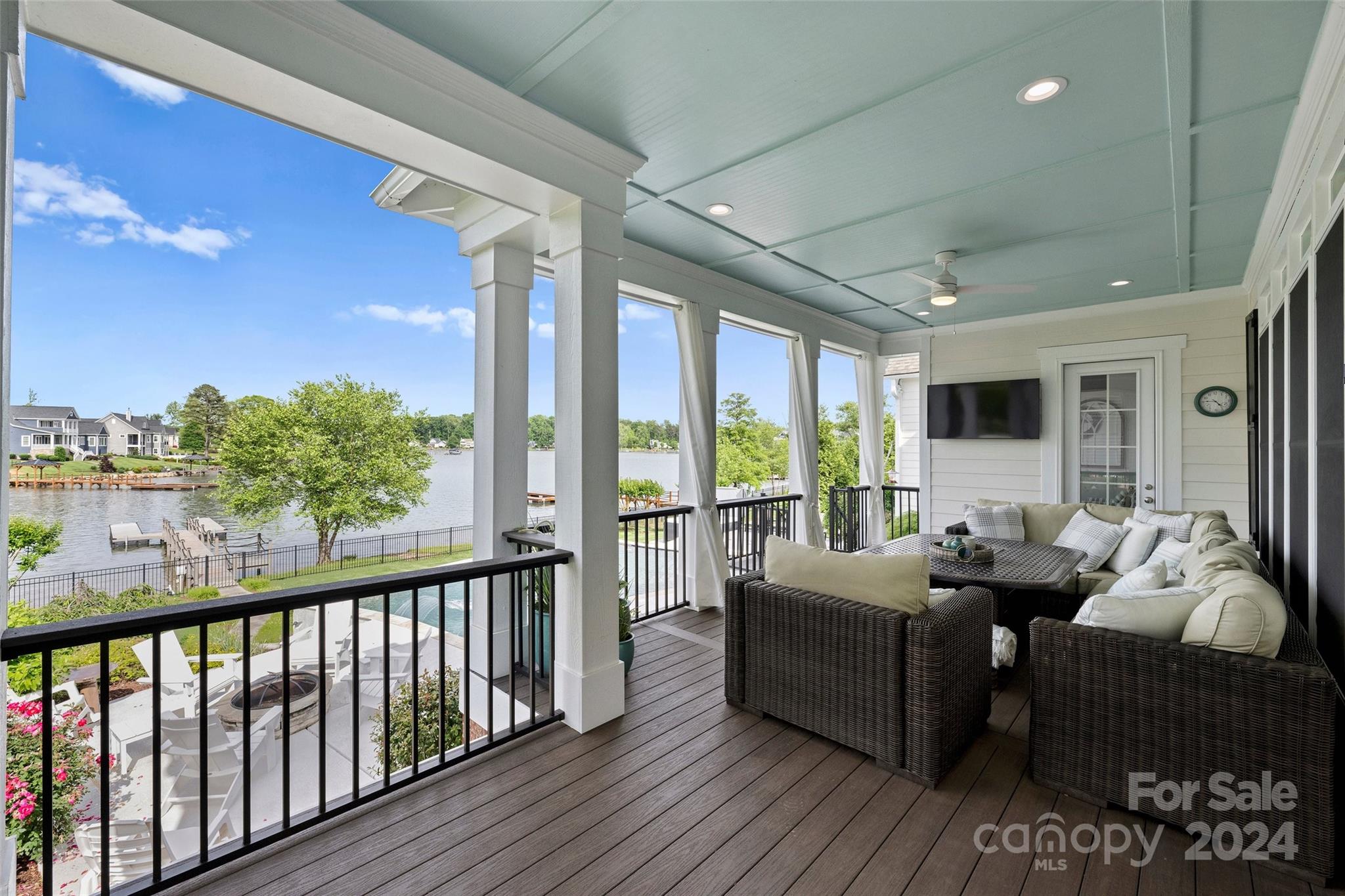 Sisters Cove - Residential