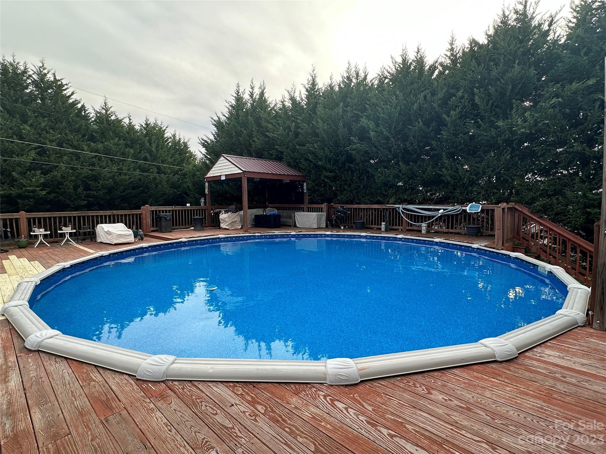 Twin Meadow Acres - Residential