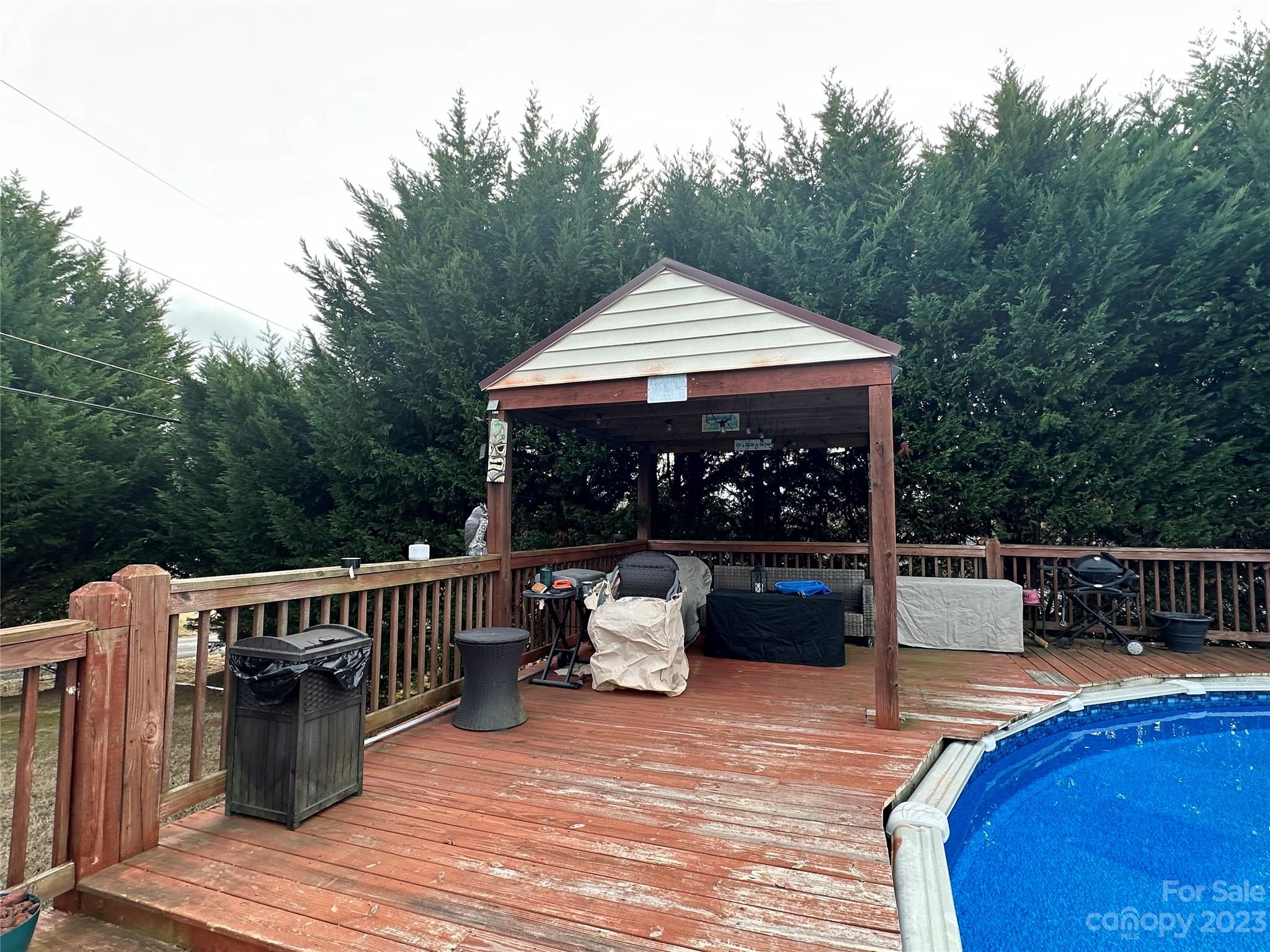 Twin Meadow Acres - Residential