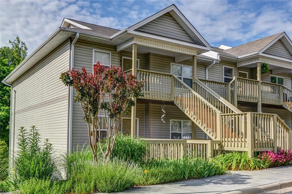 Carlyle Condominiums - Residential