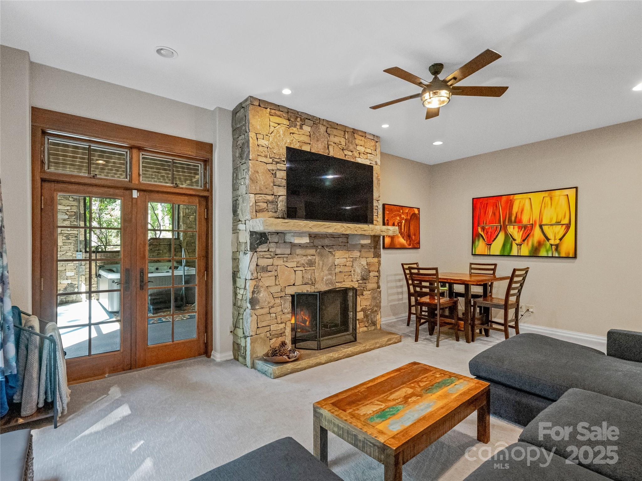 The Cliffs at Walnut Cove - Residential