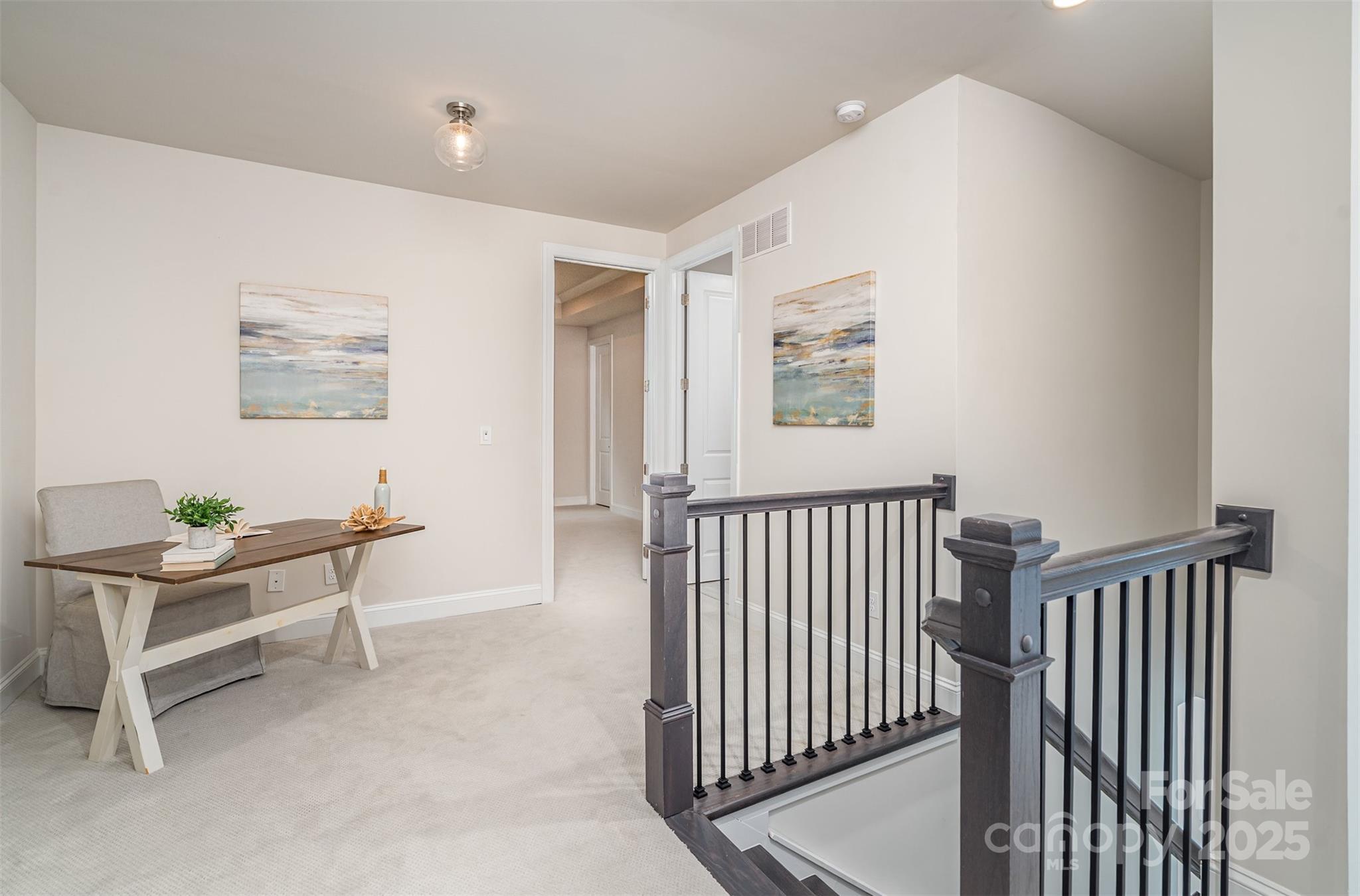 Charlotte, North Carolina 28226, United States, 3 Bedrooms Bedrooms, ,3 BathroomsBathrooms,Residential,Under Contract,194891